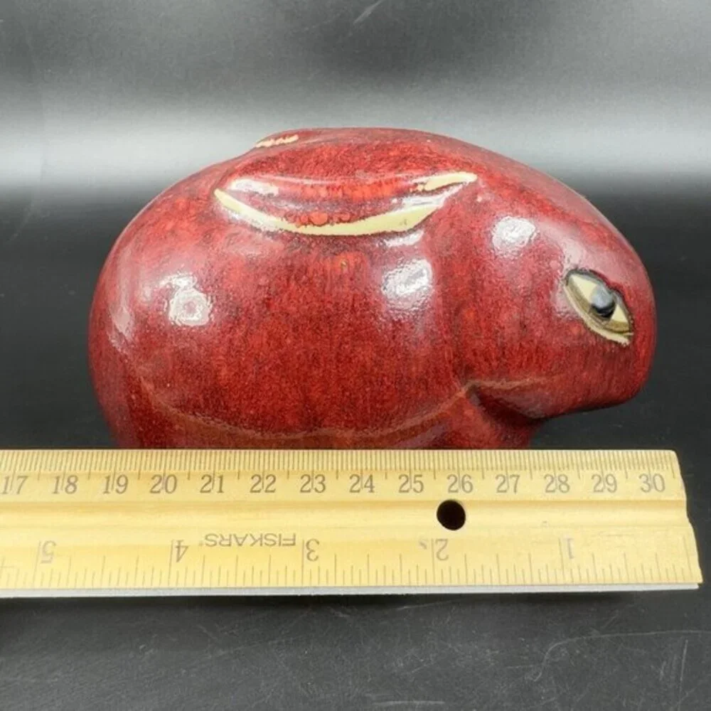 Contemporary Ceramic Bunny Rabbit Figurine Decorative Figure Red Big Eyes Bunny‎